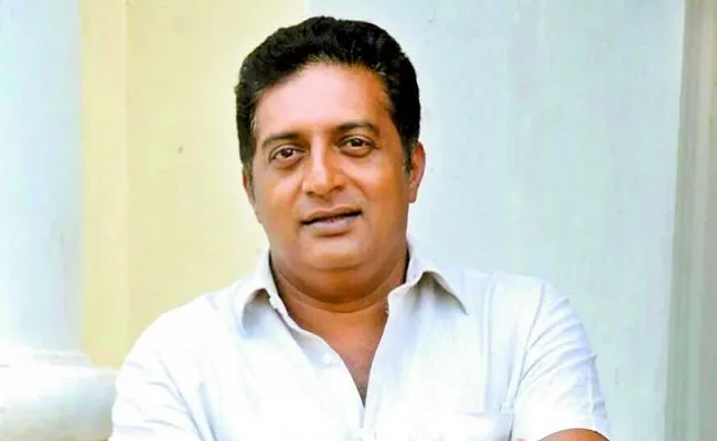 Prakash Raj Hits Out Rulers Fear Those Who Question Them