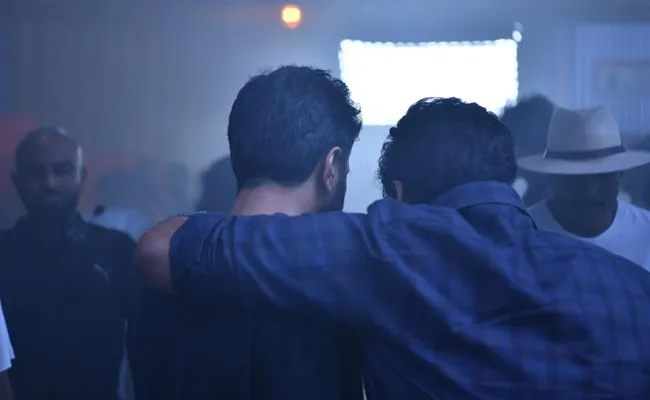 Buzz Salute To Chirus Gruelling 12 Hour Rain Fight