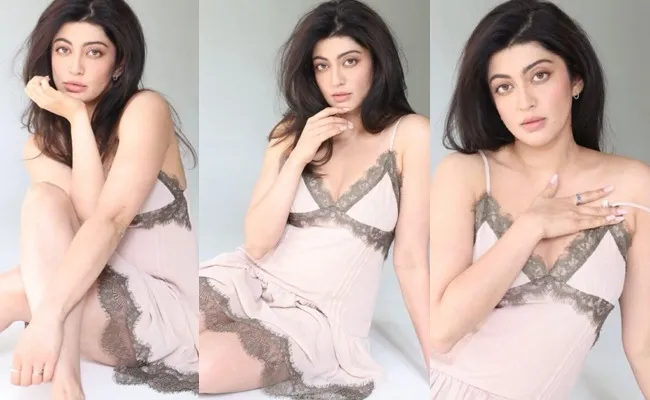 Hot Actress Poses With Angelic Glamour