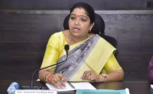 Andhra Ministers Pa Attempts Suicide
