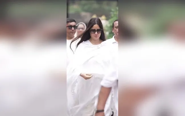Katrina Kaif Gets Trolled After Rare Public Outing Post pregnancy katrina-kaif-gets-trolled-after-rare-public-outing-post-pregnancy